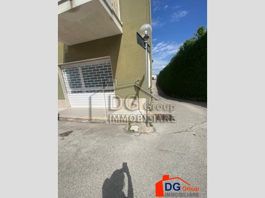 Magazzino in Vendita a Alcamo, 85'000€, 150 m²