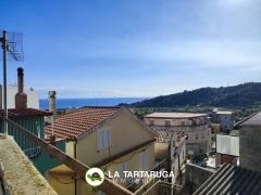 Casa Indipendente in Vendita a Pagliara, 80'000€, 170 m²