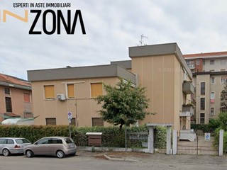 Trilocale in Vendita a Varedo, 99'750€, 100 m²