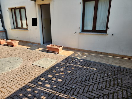 Immobile commerciale in Affitto a Santa Maria a Monte, zona Ponticelli, 550€, 55 m²