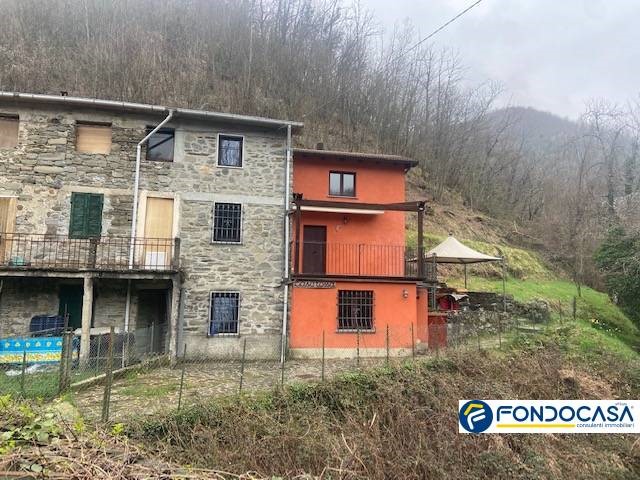 Appartamento in Vendita a Mulazzo, 75'000€, 109 m²