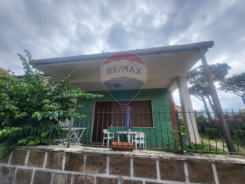 Casa Indipendente in Vendita a Anzio, 159'000€, 91 m²