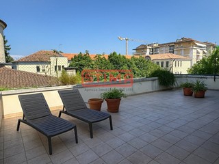 Attico in Vendita a Treviso, 860'000€, 200 m²