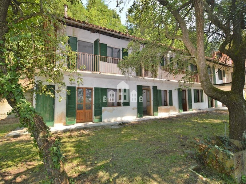 Casa Indipendente in Vendita a Castellamonte, 78'000€, 141 m²