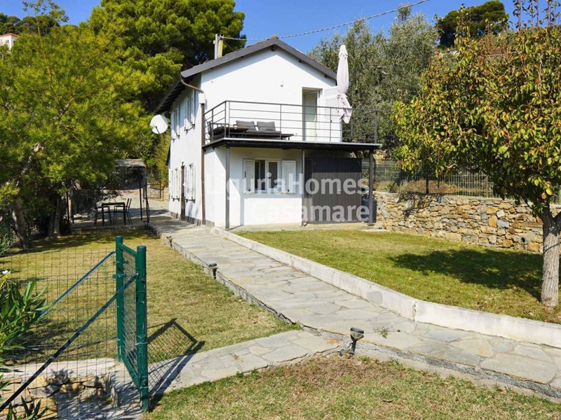 Villa in Vendita a Imperia, 310'000€, 70 m²