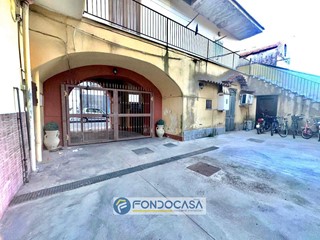 Casa Indipendente in Vendita a Sant'Arpino, 65'000€, 70 m²