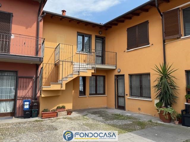 Bilocale in Vendita a Rovato, 92'000€, 68 m²