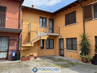 Bilocale in Vendita a Rovato, 92'000€, 68 m²