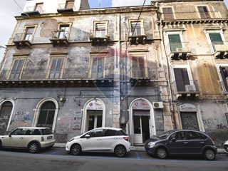 Negozio in Vendita a Catania, 119'000&euro;, 97 m²