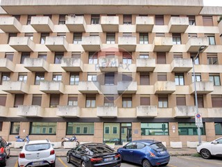 Ufficio in Vendita a Bergamo, 1'200'000€, 700 m²
