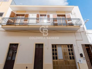 Casa Indipendente in Vendita a Cutrofiano, 69'000€, 122 m²