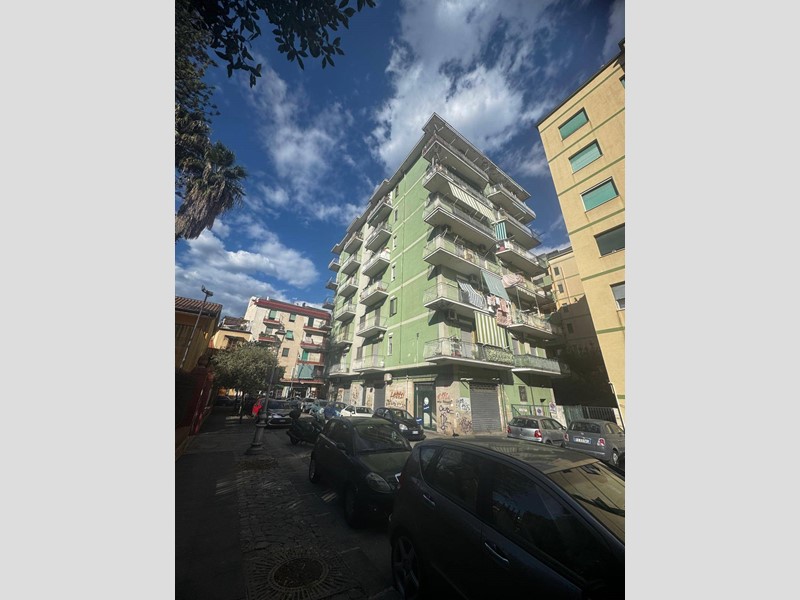 Quadrilocale in Vendita a Salerno, 300'000&euro;, 110 m²
