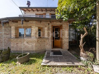 Casa Indipendente in Vendita a Chions, 160'000€, 160 m², arredato