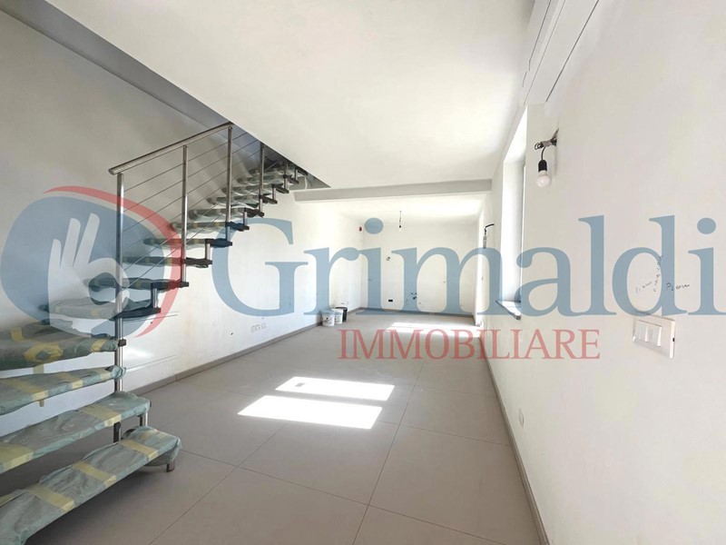 Casa Indipendente in Vendita a Beinasco, 295'000€, 120 m²