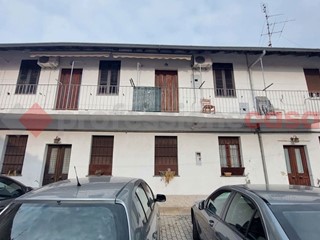 Bilocale in Vendita a Cerro Maggiore, 69'000€, 70 m²