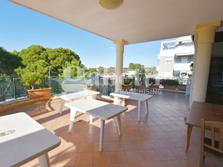 Negozio in Vendita a Sassari, 390'000€, 312 m², arredato