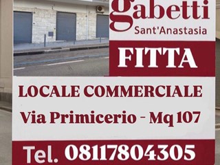 Attività commerciale in Affitto a Sant'Anastasia, 107 m²