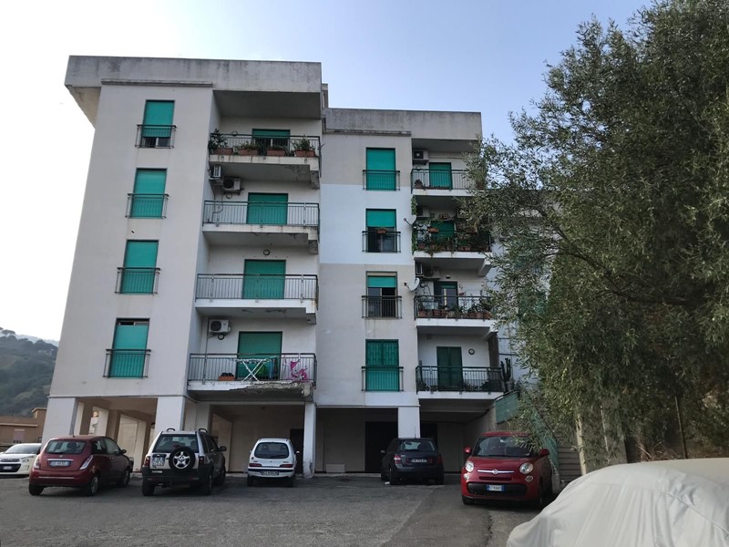 Bilocale in Vendita a Messina, 78'000€, 78 m²