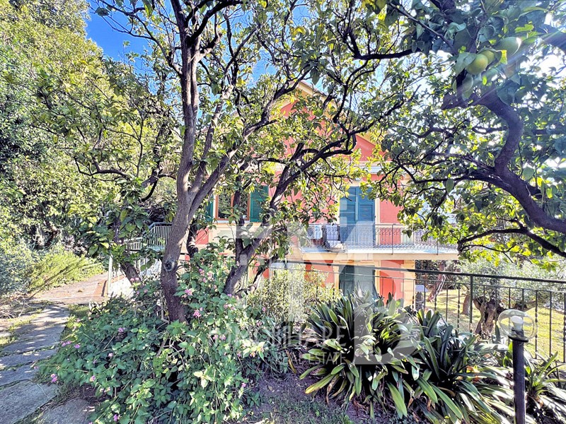 Appartamento in Vendita a Recco, 1'000'000€, 127 m²