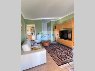 Quadrilocale in Vendita a Altidona, zona Marina Di Altidona, 180'000€, 75 m², con Box