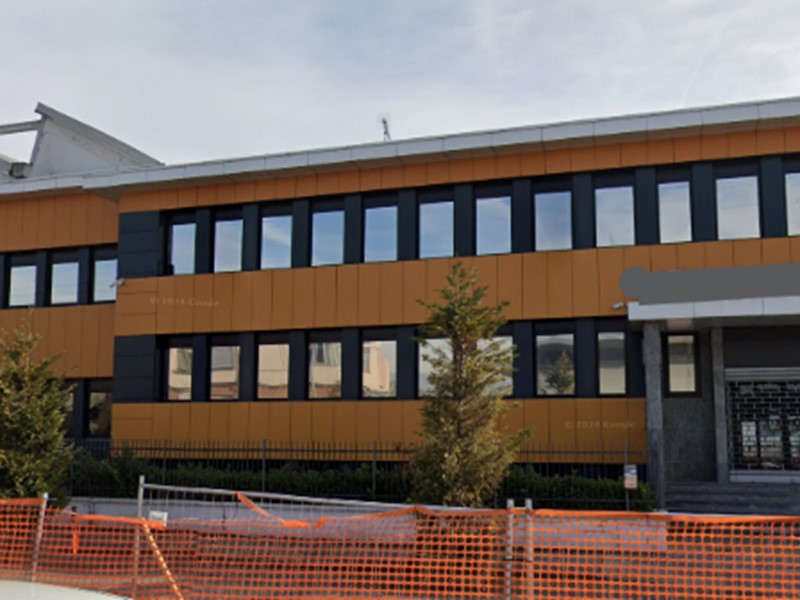 Capannone in Vendita a Beinasco, 712'500€, 3290 m²