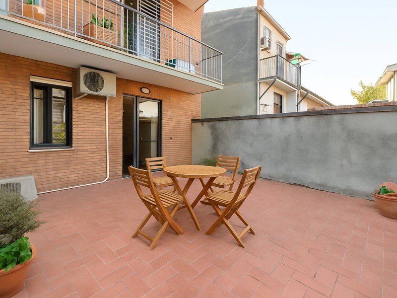 Quadrilocale in Affitto a Ferrara, 800&euro;, 108 m²