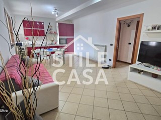 Trilocale in Vendita a Altopascio, zona Le Spianate, 139'000€, 75 m², arredato
