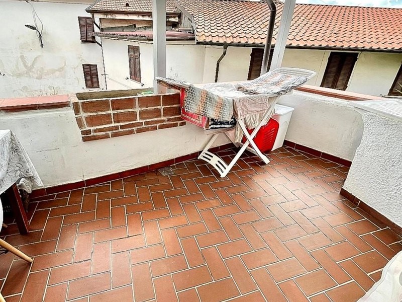 Casa Indipendente in Vendita a Massa, zona Ortola, 179'000&euro;, 135 m², arredato