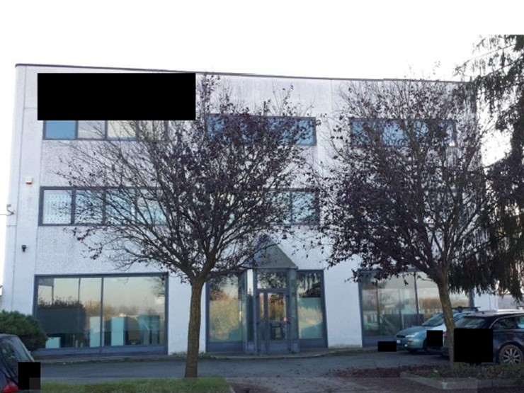 Capannone in Vendita a Volpiano, 441'405€, 1140 m²