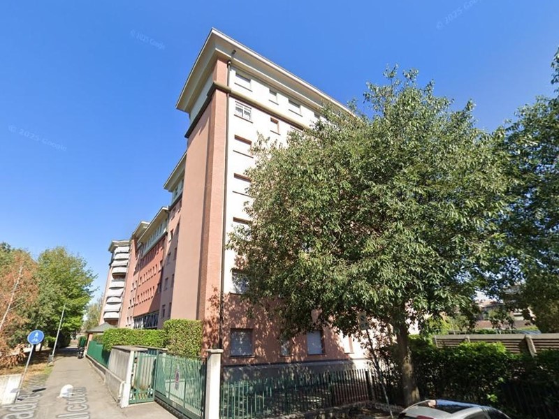 Trilocale in Vendita a Vanzago, 152'400€, 142 m², con Box