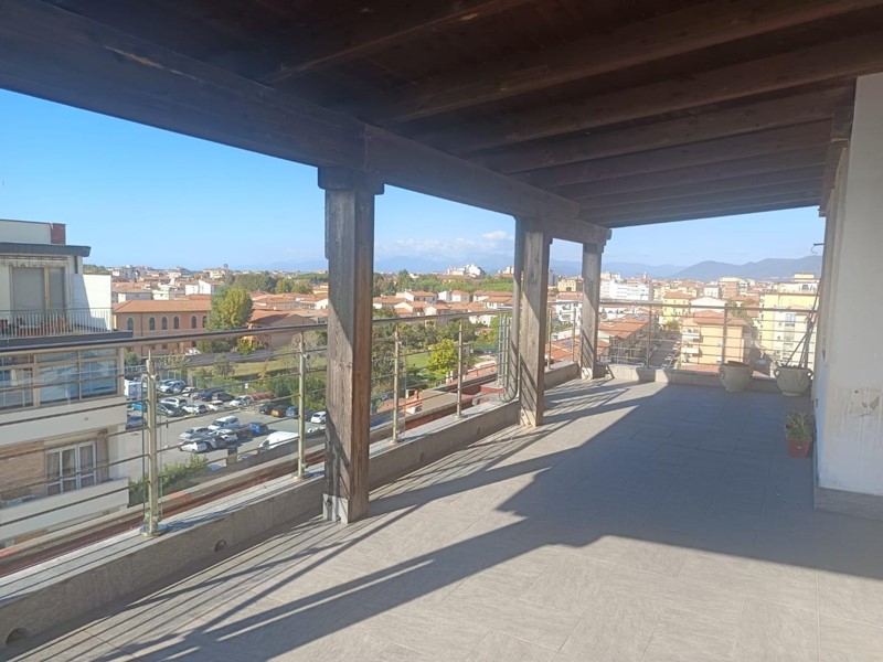 Attico in Vendita a Pisa, 330'000€, 107 m²