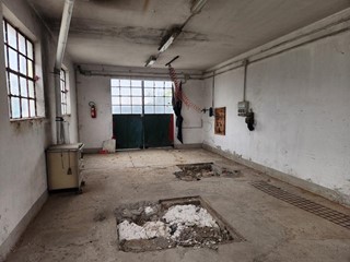 Capannone in Affitto a Santa Maria a Monte, zona Ponticelli, 350€, 55 m²