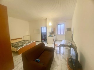 Monolocale in Affitto a Lucca, 480€, 35 m², arredato