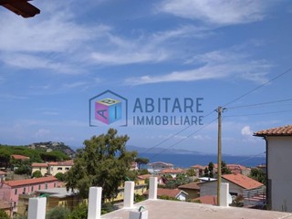 Villa in Vendita a Rio, zona Cavo, 660'000&euro;, 215 m²