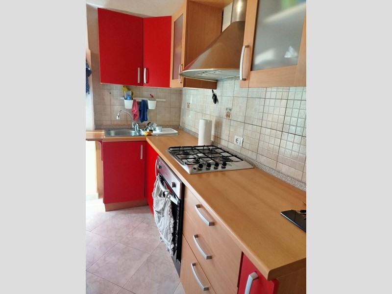 Bilocale in Affitto a Carrara, 700€, 50 m², arredato