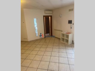 Villetta a schiera in Affitto a Viareggio, 850€, 90 m², arredato