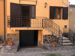 Casa Semi Indipendente in Vendita a Terricciola, 89'000€, 90 m², con Box