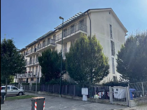 Trilocale in Vendita a Chieri, 60'000€, 84 m²