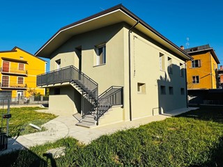 Casa Indipendente in Vendita a Formigine, 650'000€, 238 m²