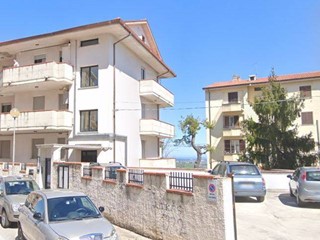 Appartamento in Affitto a Chieti, 500€, 120 m²