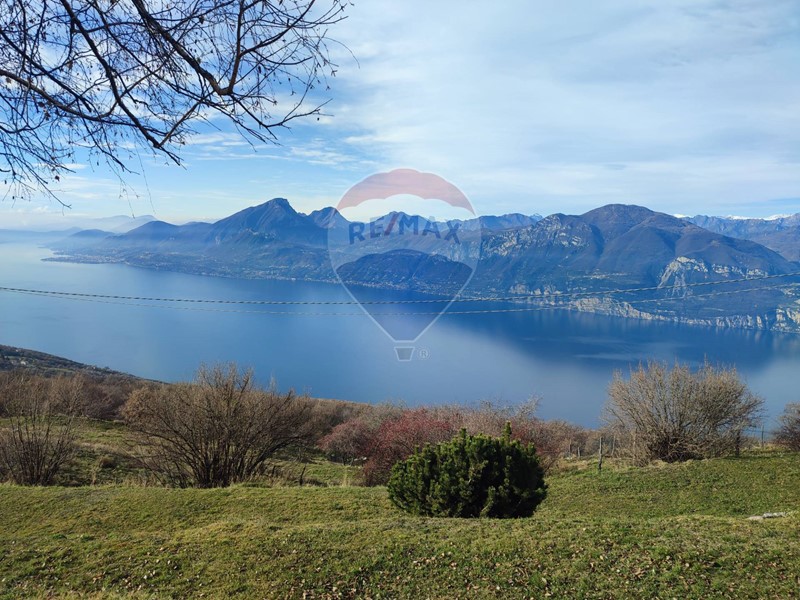 Bilocale in Vendita a Brenzone sul Garda, 110'000€, 50 m²