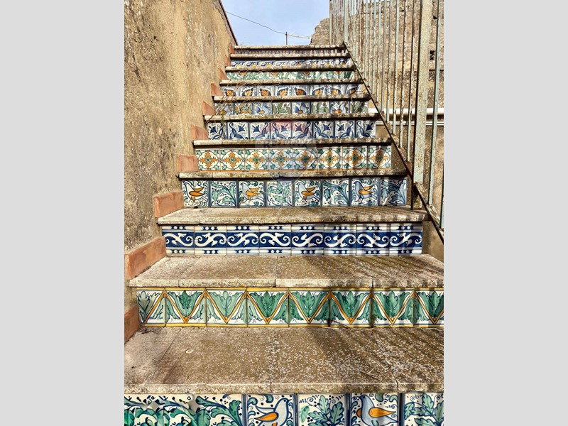 Casa Indipendente in Vendita a Caltagirone, 69'000€, 138 m²
