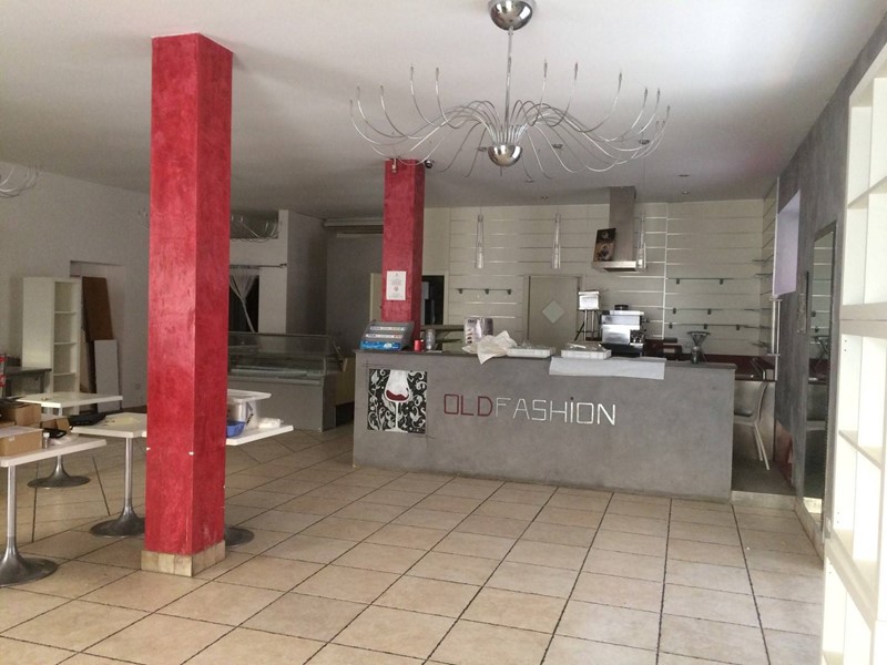 Attività commerciale in Vendita a Pisa, 220'000€, 130 m²