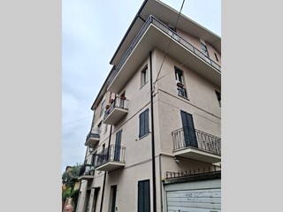 Quadrilocale in Vendita a Teramo, 140'000€, 100 m²