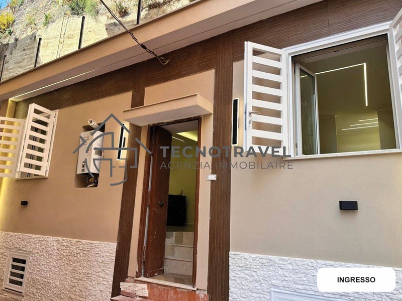 Trilocale in Vendita a Napoli, 349'000€, 115 m²