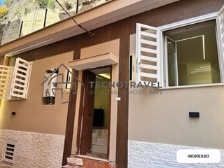 Trilocale in Vendita a Napoli, 349'000€, 115 m²