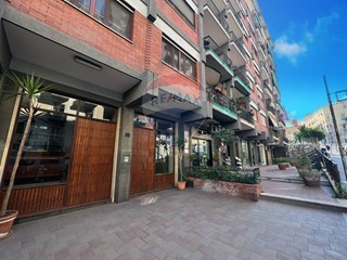 Appartamento in Vendita a Napoli, 415'000€, 150 m²