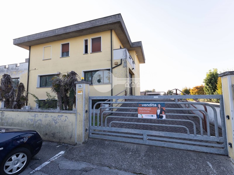 Casa Indipendente in Vendita a Leno, 495'000€, 530 m²