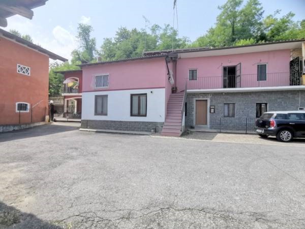 Appartamento in Vendita a Beinette, 49'000€, 120 m²