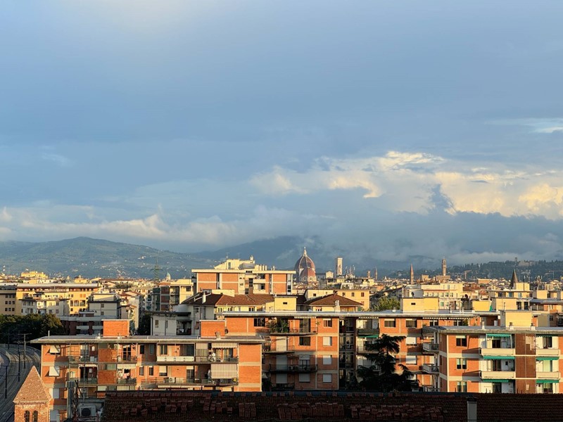 Appartamento in Vendita a Firenze, 500'000€, 145 m²